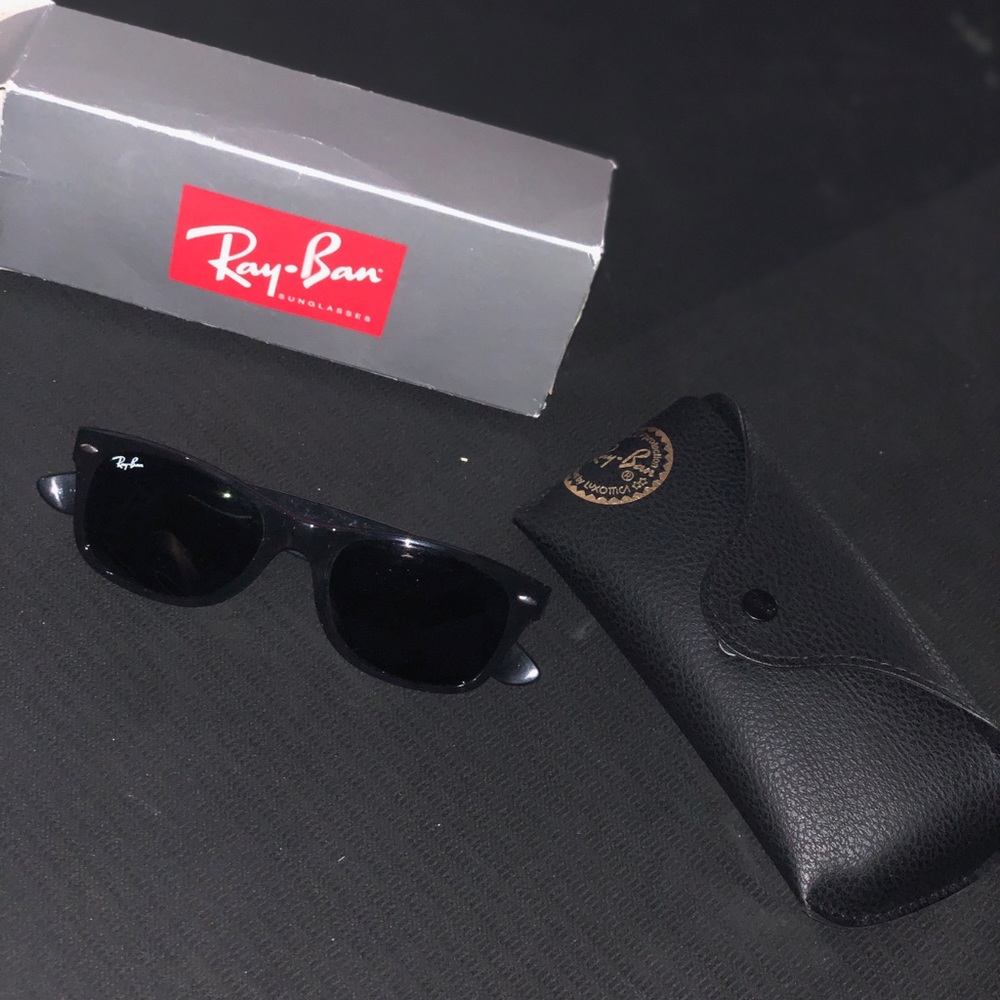 Ray Ban